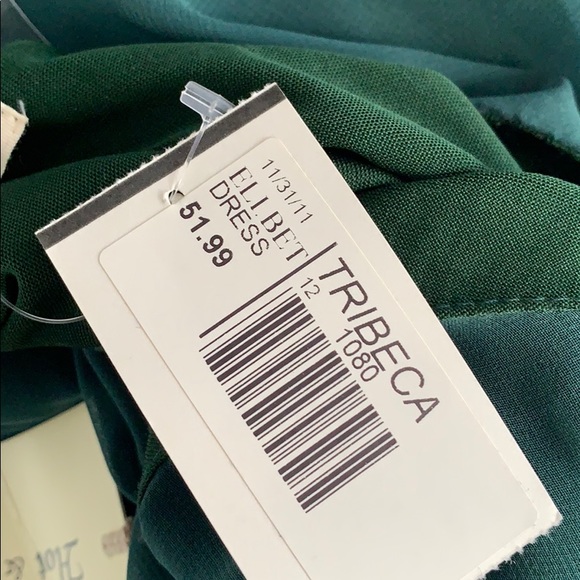 Green Dress - Picture 7 of 7